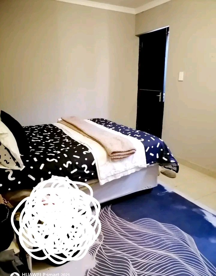 Bachelor room available in ext 26 for  r2500.  in Clayville