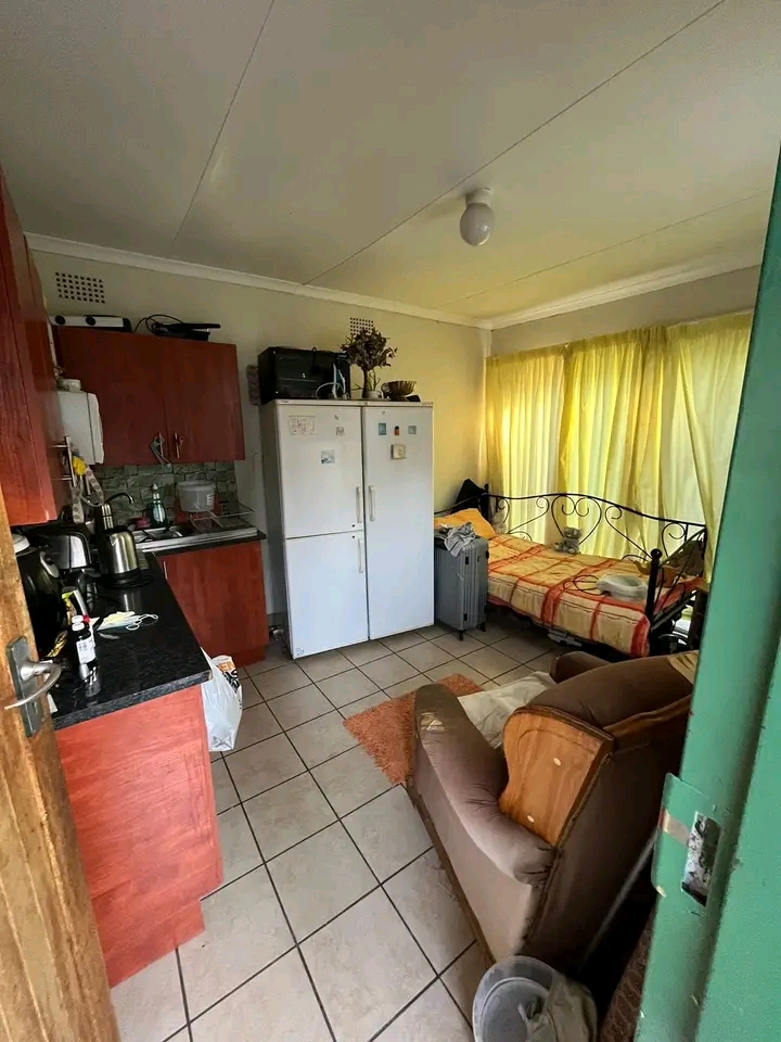 *new rentals ‼️
*available immediately �  in Kempton Park
