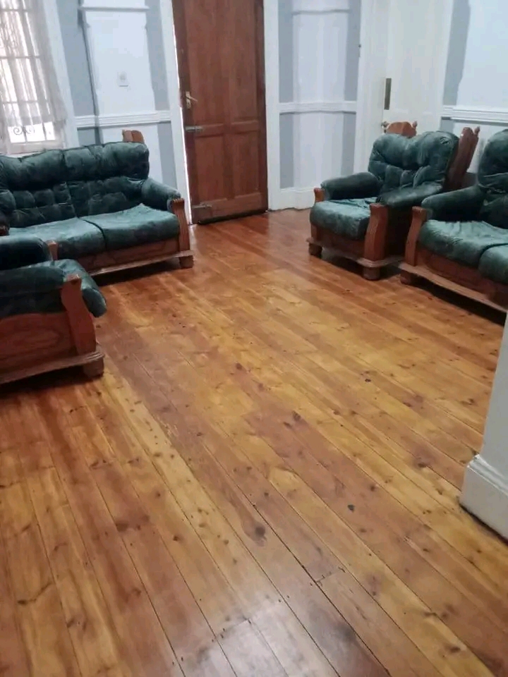 Large furnished room in upmarket commune  
r  in Jeppestown