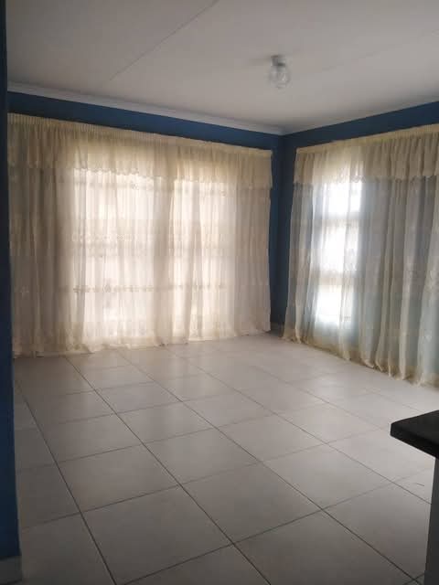 A well maintained stand alone house offering   in Birch Acres