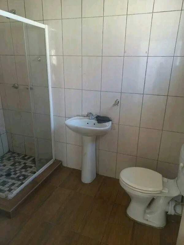 Big cottage available r2500 including water a  in Bezuidenhout Valley
