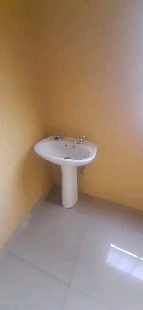 A spacious one bedroom cottage in x 4 (behind  in Kaalfontein
