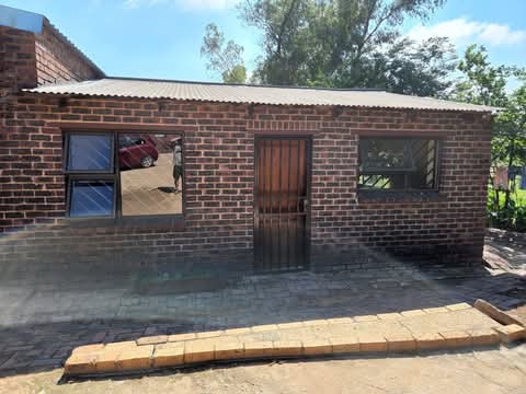 2 bedroom cottage available for rent 
2 bedr  in Benoni