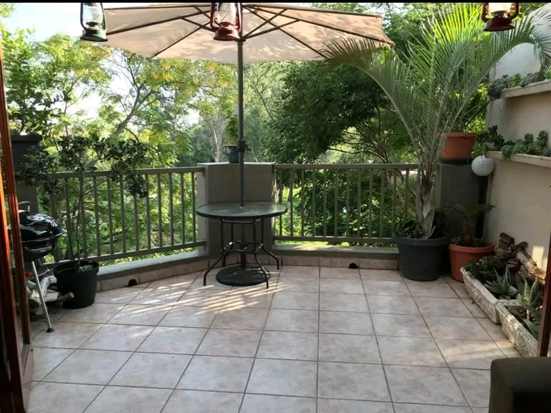 Spacious, double volume 3 bedroom, 2 bathroom  in Sandton