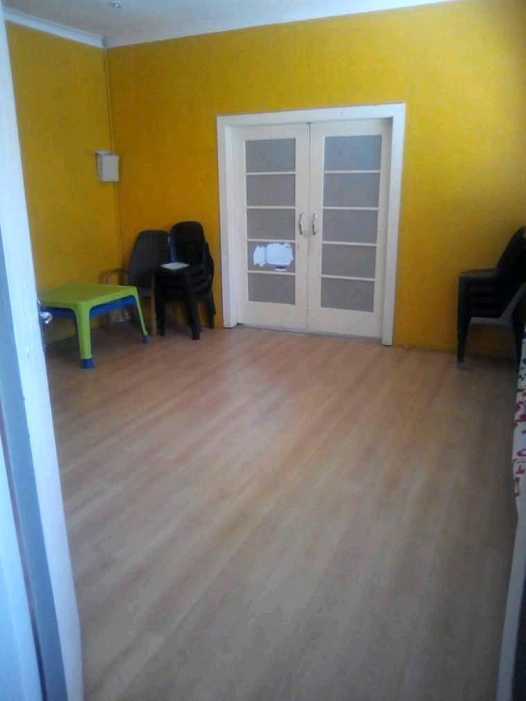 Beautiful space to rent ideal for a couple or  in Bramely