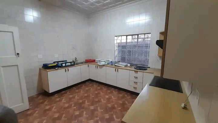 R3500 water and electricity included with par  in Delville