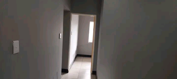 Neat 2bedroomed house available to rent. rent  in La Rochelle