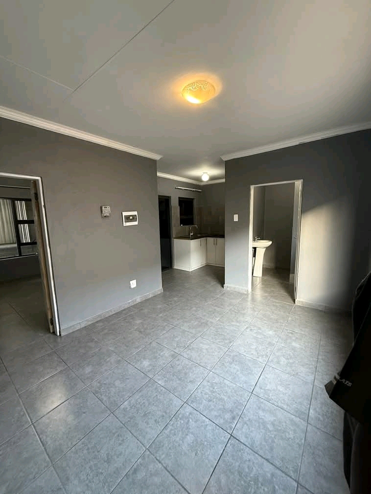 One (1) bedroom apartment available for renta  in Clayville