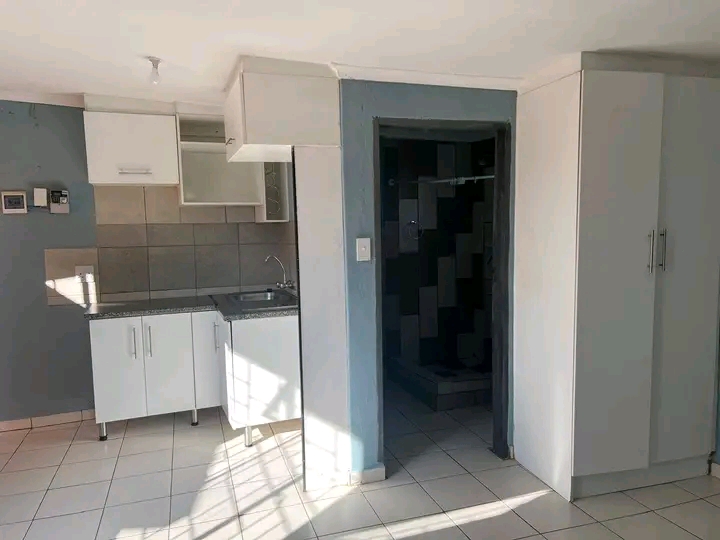 Another new cottage is available for rental,   in Clayville
