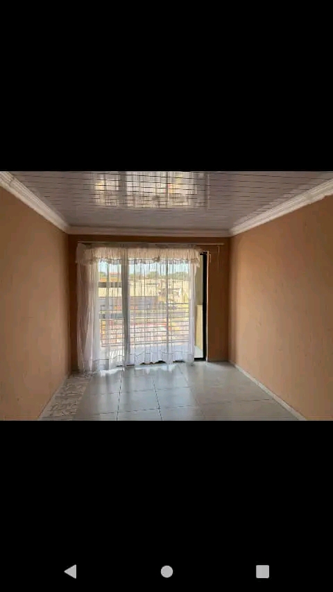 Rental moletsane bachelor with ensuit and sin  in Molestane