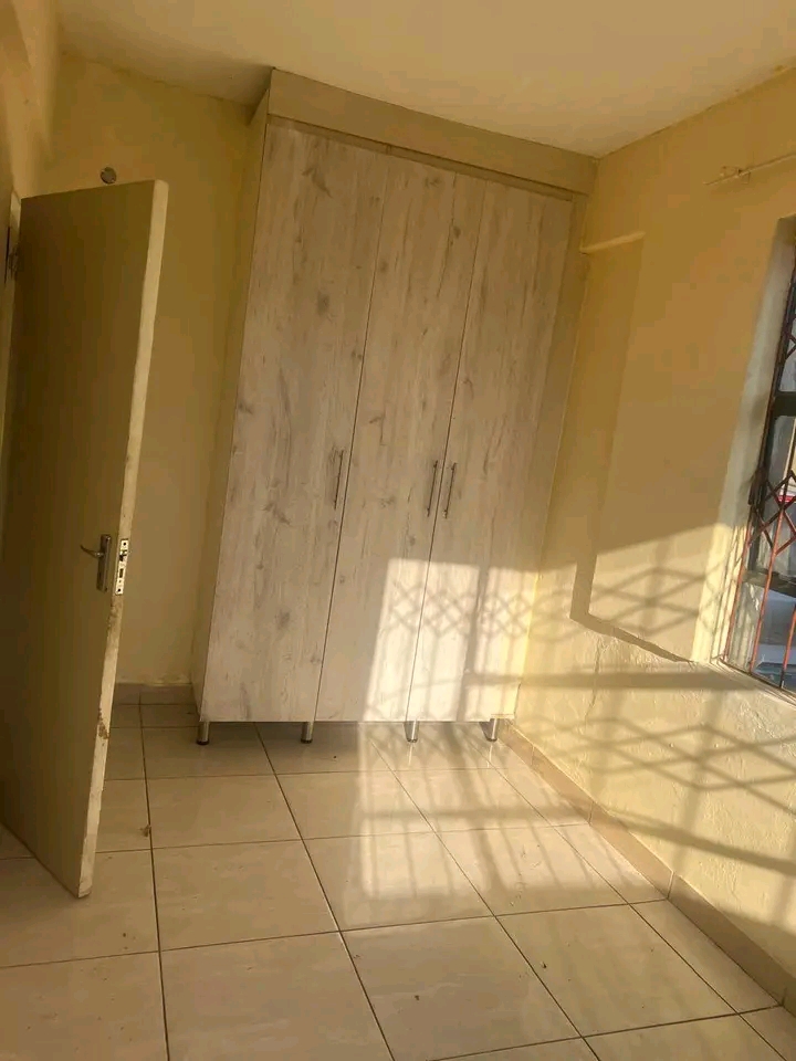 3 bedroom house to rent.fully furnished and w  in Ebony Park