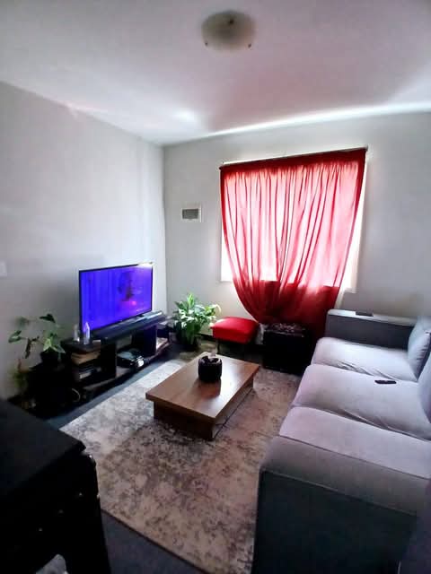 2 bedrooms apartment for sale in south of joh  in South Hills