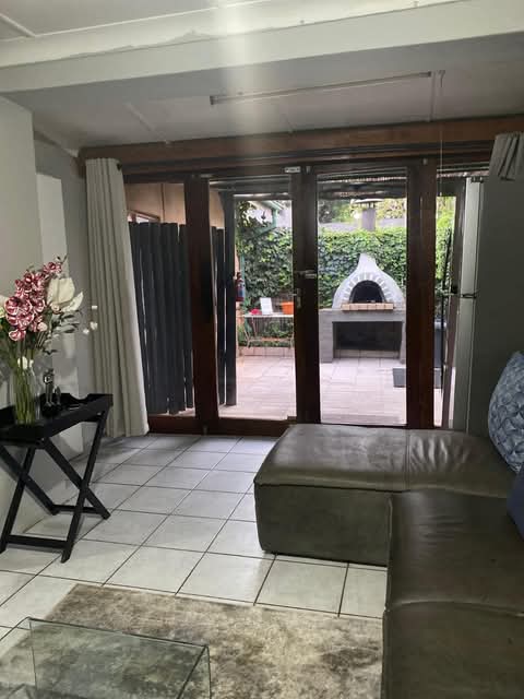 3 bedroom house with fitted kitchenette with   in Rabie ridge