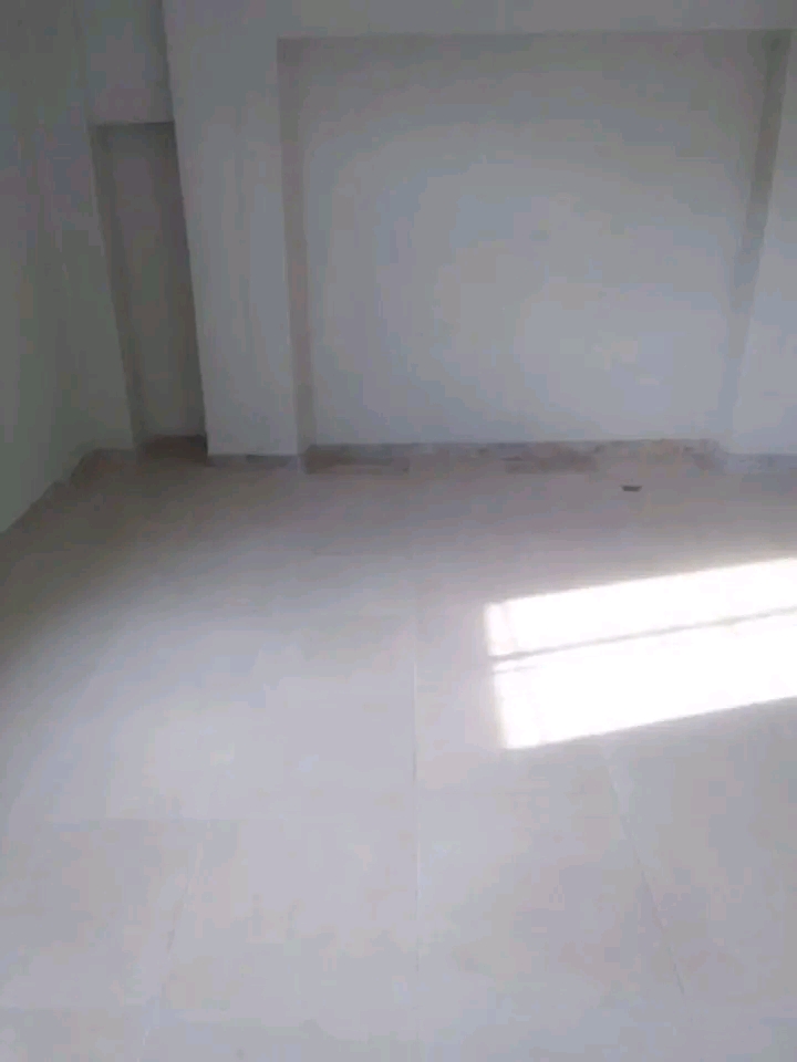 Garage available emfihlweni close to masiqhak  in Tembisa