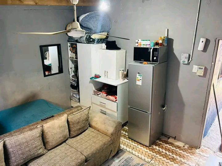 Room to rent available from the 31st of augus  in Cosmo City
