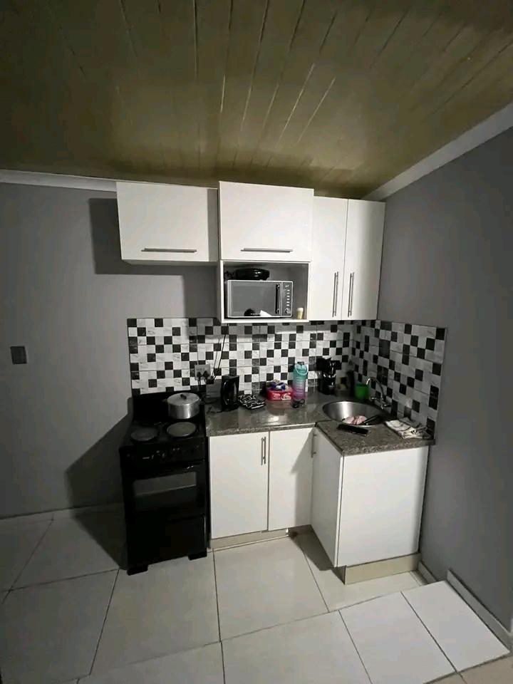 Open-plan cottage for rent

**location:** b  in Birch Acres
