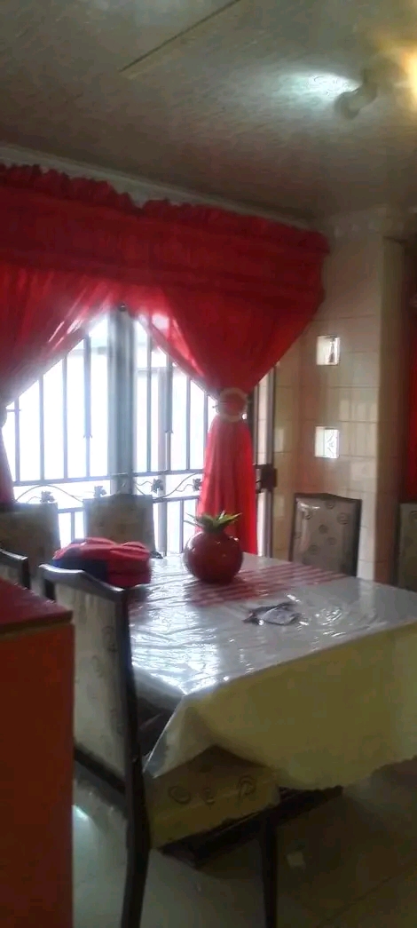 3bedroom with two bathrooms available in mari  in Vosloorus