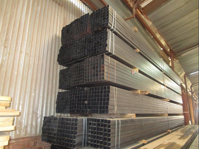  we specialize in diy, hardware, tools, cemen  in Brits