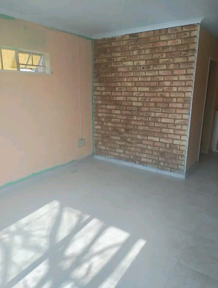 1 bedroom cottage with fitted kitchen, fitted  in Birch Acres