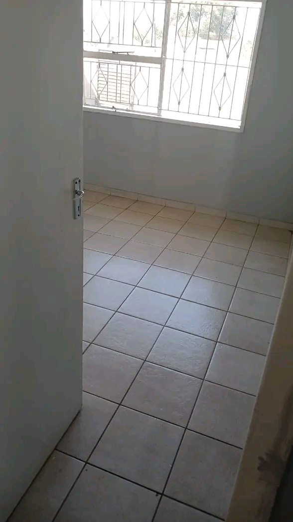 - 2 bedroom house available to rental at zone  in Pimville