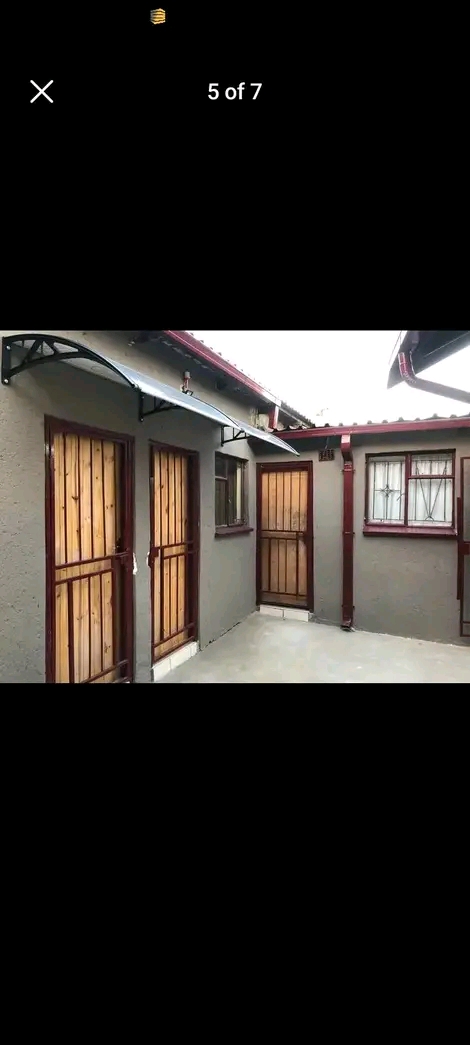 Rooms available for rental. 
📍 ext 2.  
  in Rabie ridge