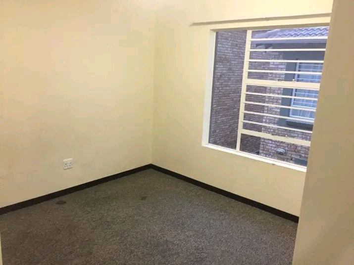 3 bedroom townhouse to rent
3-bedroom townho  in Wilgeheuwel