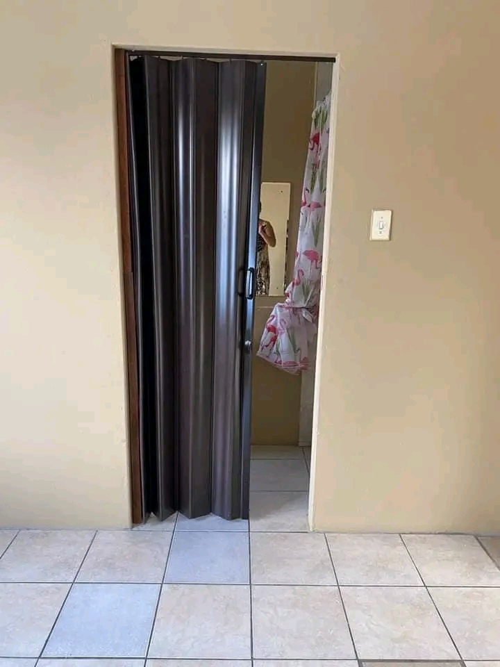 1 bedroom bachelor  available to rental immed  in Orlando West