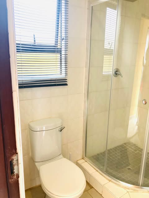 Room to rent
✅room r1000
✅garage r2000  in Protea Glen