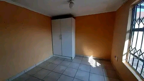 A clean bachelor unit to rent in ebony x 6
i  in Ebony Park