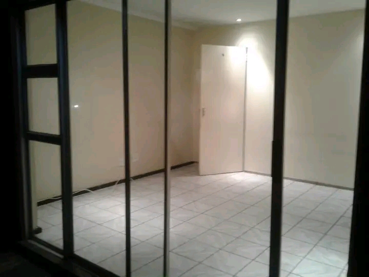 A spacious room for rent in a secured complex  in Midrand
