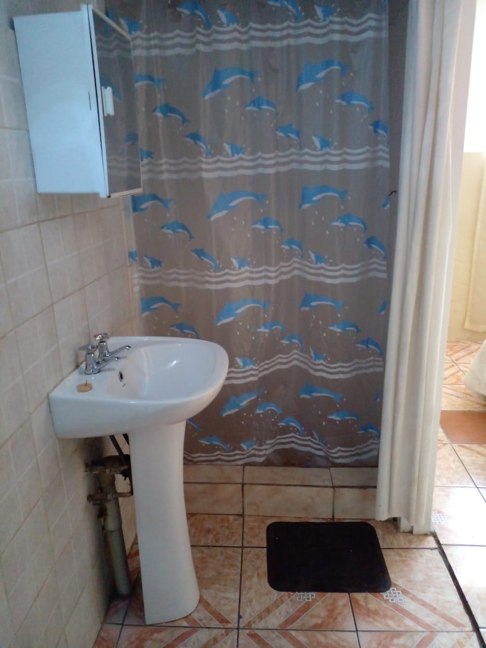 1 bedroom  garden cottage available as from 1  in Rewlatch