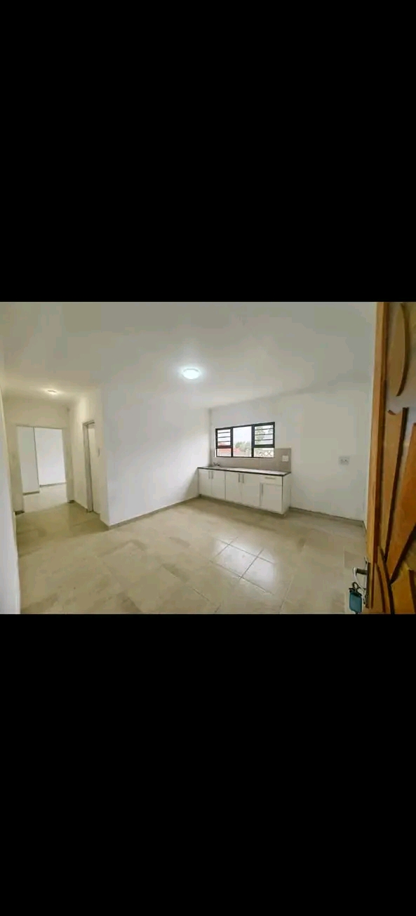 Newly builded spacipus 1 bedroom cottage with  in Old Birch Acres