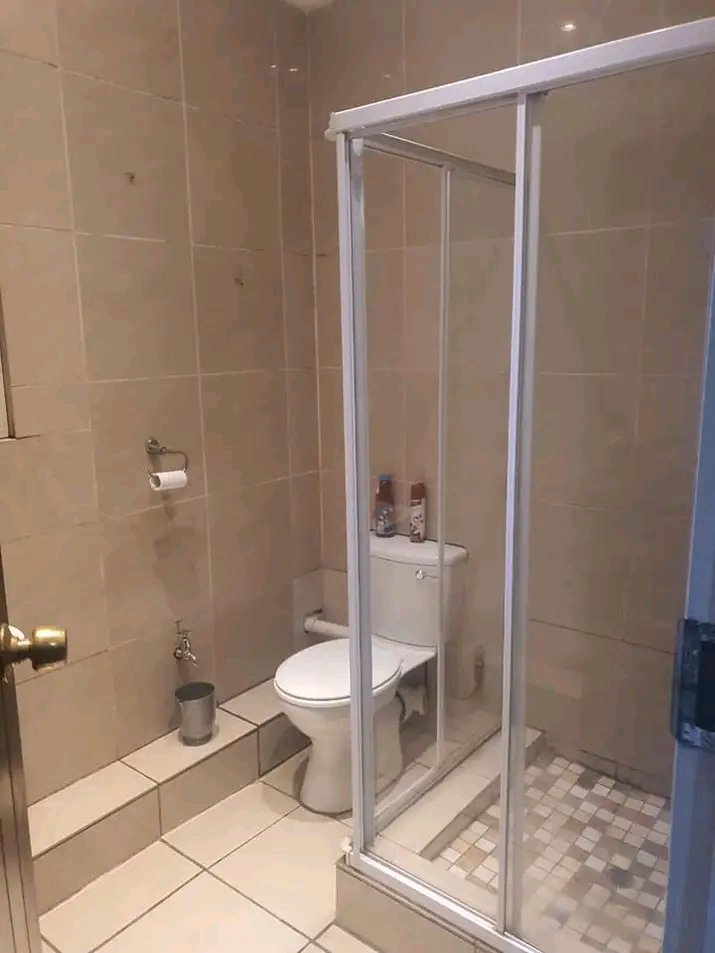 2 bedroom apartment to let
a 2 large bedroom  in Benoni