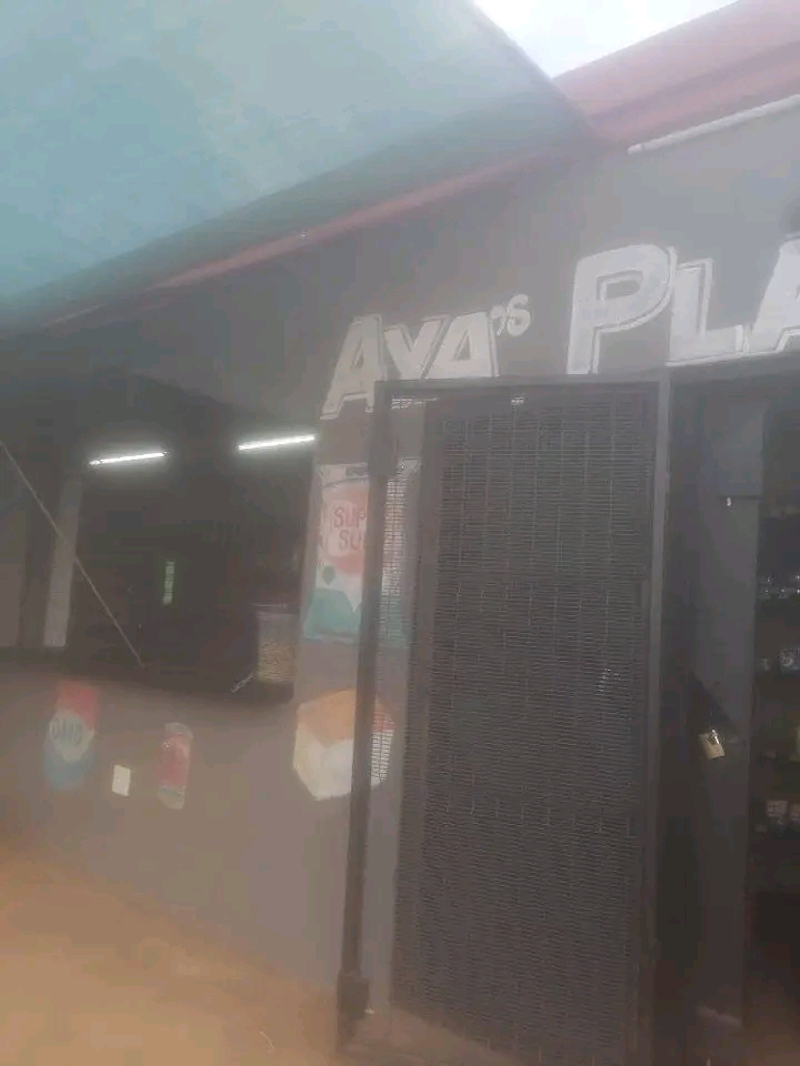 Spaza shop 4 rental at mamelodi merry me afte  in Mamelodi
