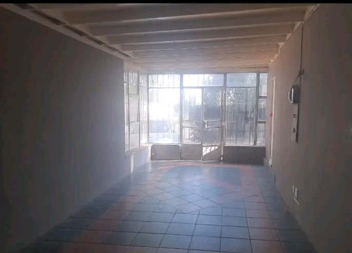Looking for a clean and safe room to rent?wel  in Kempton Park