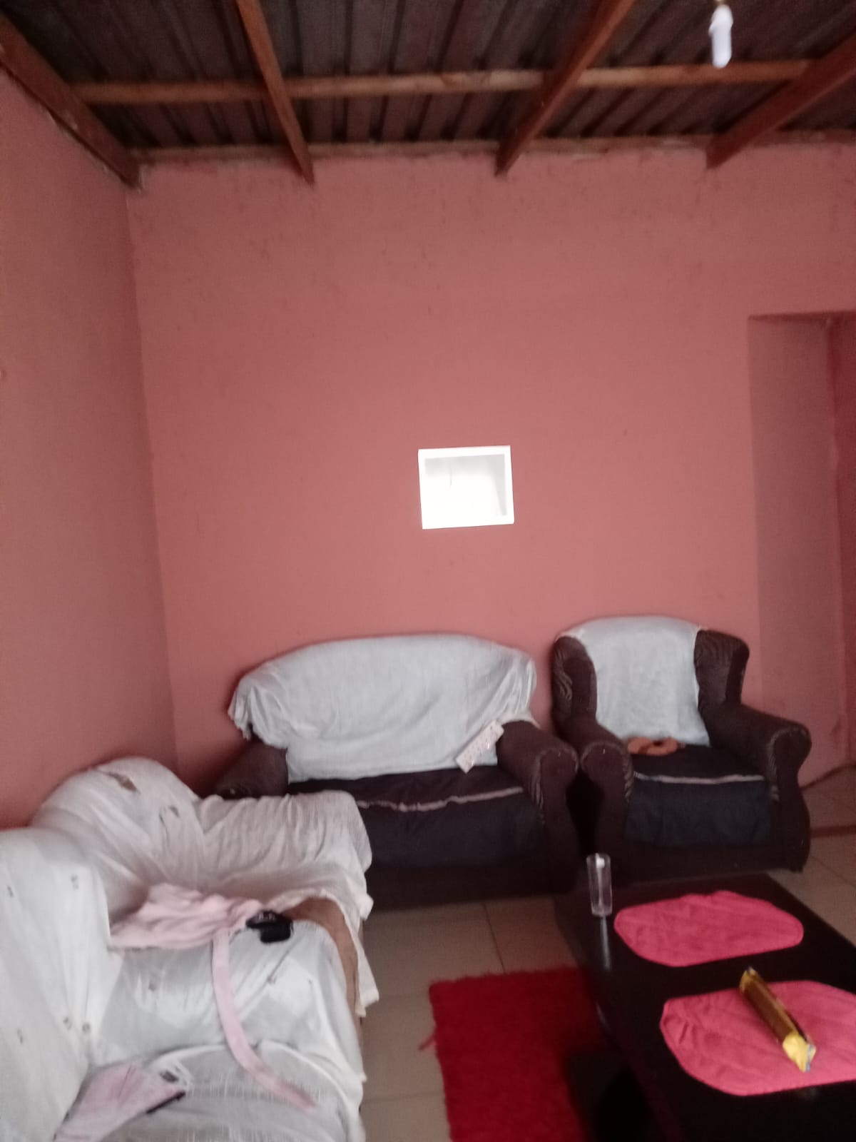 3 bedrooms house with a fitted kitchenette 4   in Tembisa