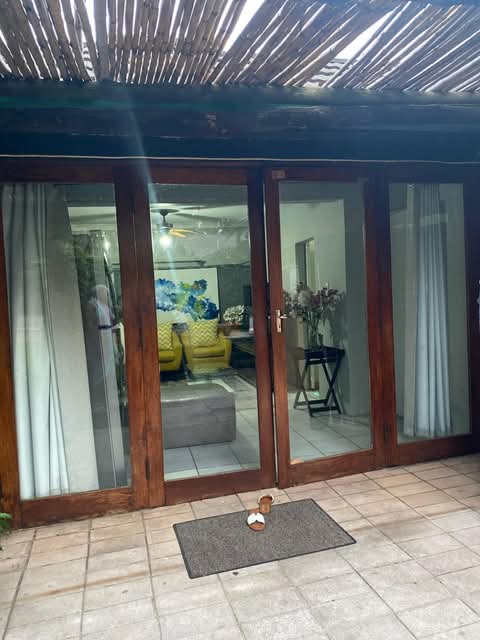 1 bedroom cottage with big lounge ,kitchenett  in Kempton Park