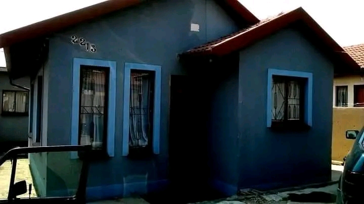 House to rent .,...1 big bedroom , bathroom ,  in Ebony Park
