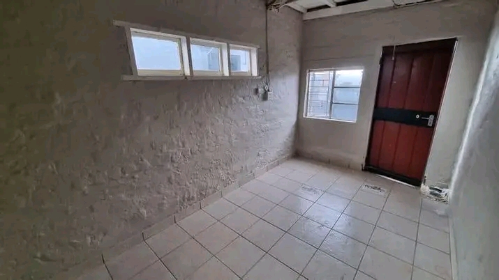 Room to rent in rosettenville, johannesburg s  in Kenilworth