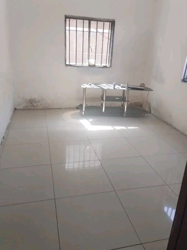2 bedroom house in north near usave rent is r  in Mofolo