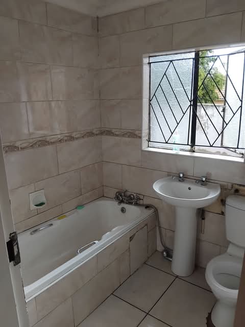 2 bedroom house rental 
key details 
- rent  in Tembisa