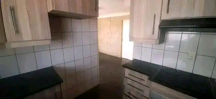 Full house  in extension 4
with:
2 bedroom   in Ebony Park