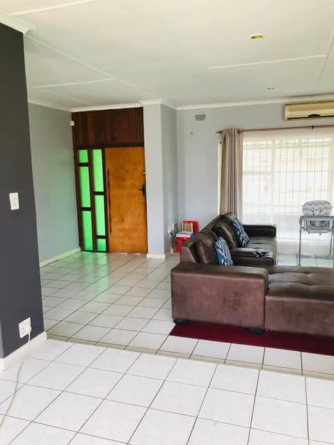 Full house 3 bedroomed for rental it covers e  in Birchleigh