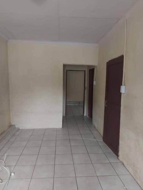 1-bedroom cottage for rent – germiston
ren  in Wychwood