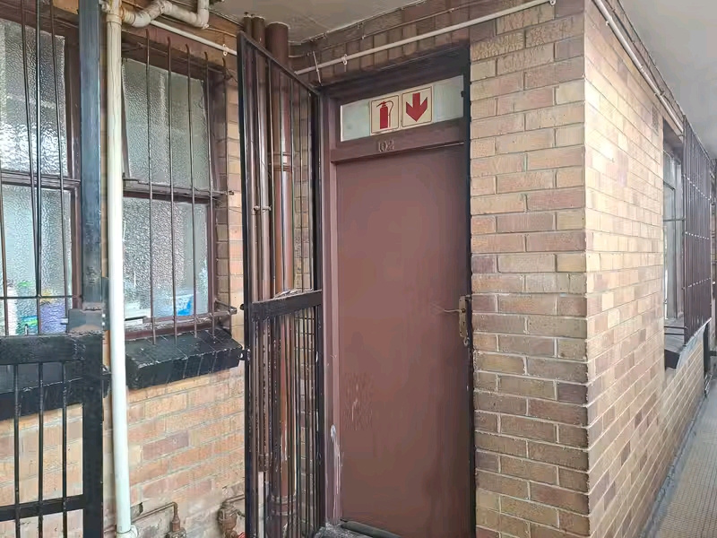 Fairway court, beaumont str, west

r3250 p/  in Turffontein
