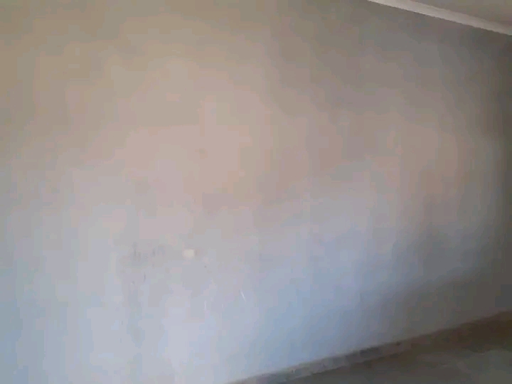 Beautiful garage with shared shower available  in Pimville