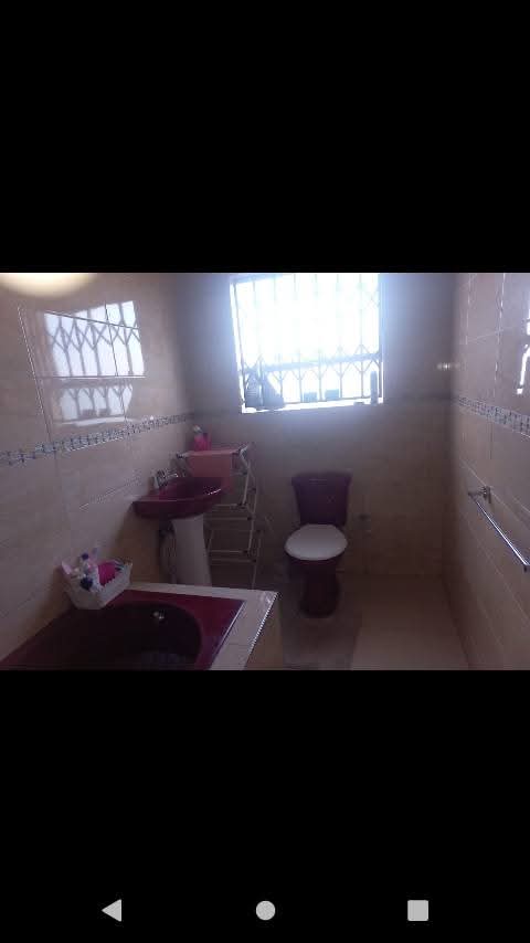 R4500 plus 4500 deposit 
2 bedrooms
prepaid  in Mondeor