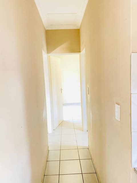2 bedroom house available for rental new deve  in South Hills