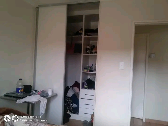 3 bedrooms|1 bath|guest toilet|lounge|kitchen  in Dawn Park