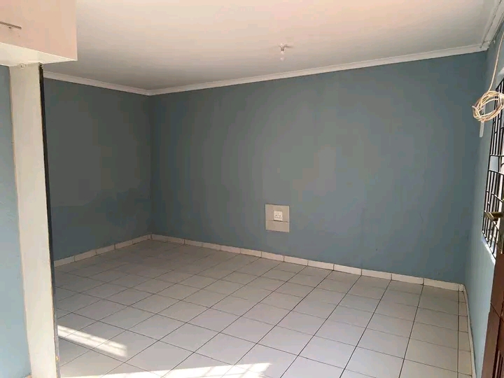 Another new cottage is available for rental,   in Clayville